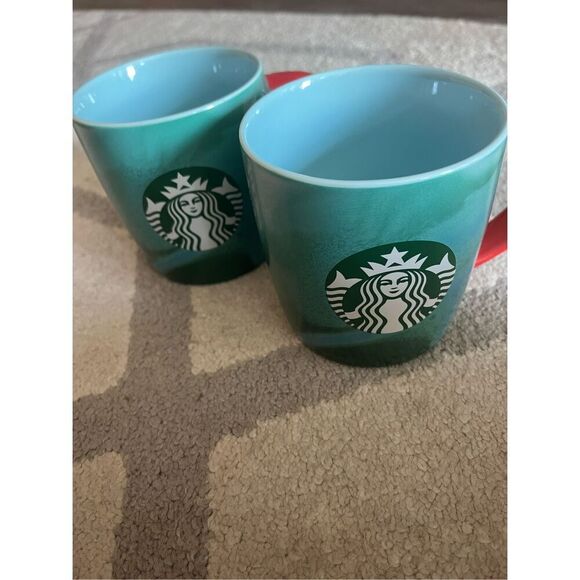 Set of 2 Starbucks 2024 Christmas Green Marbled Coffee Mug Red Handle - Picture 2 of 4